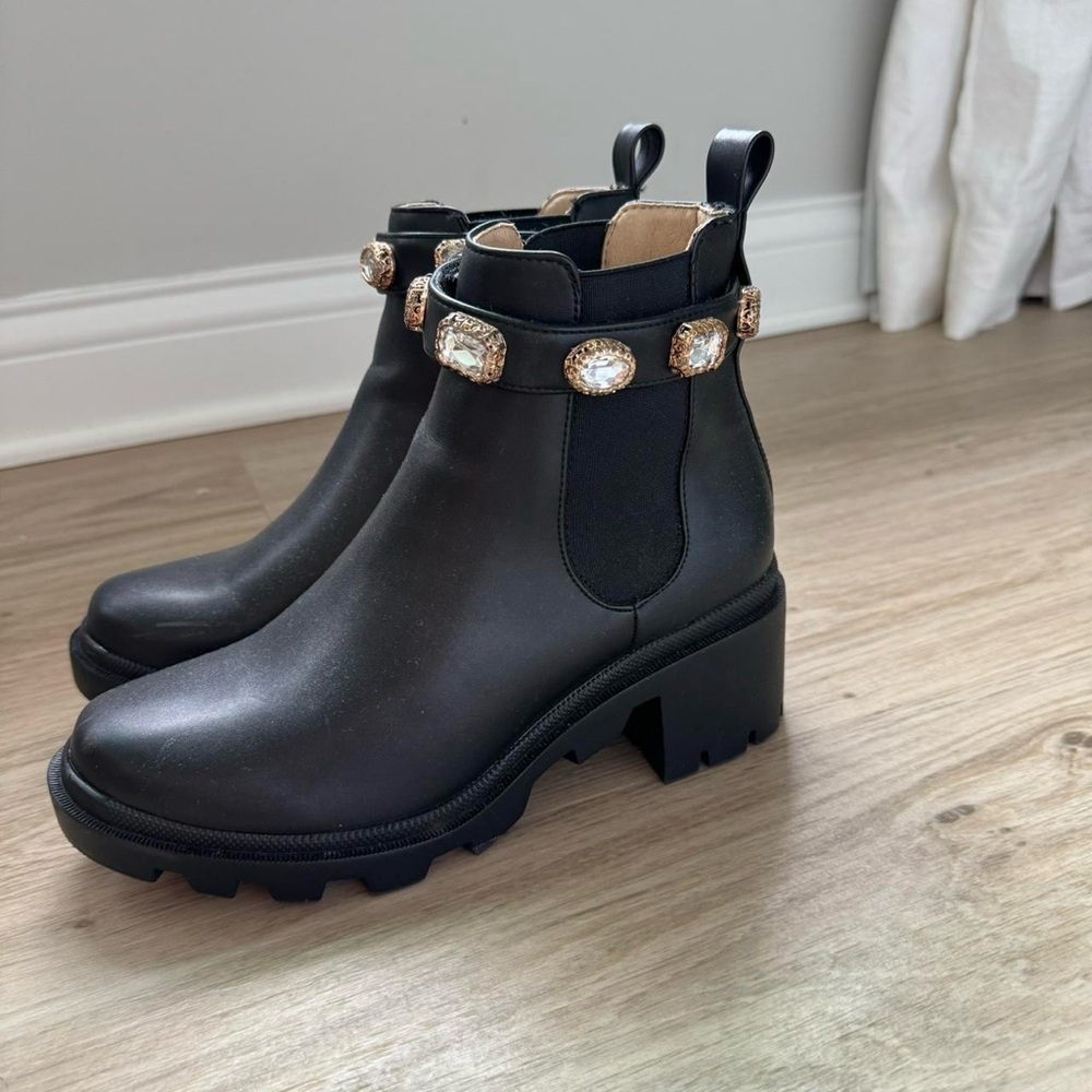 Steve Madden Black booties - Picture 3 of 7